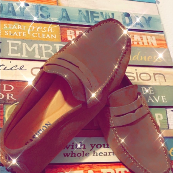 Casual loafers basically brand new there worth every penny BIGBAG VISUALS - Picture 2 of 2